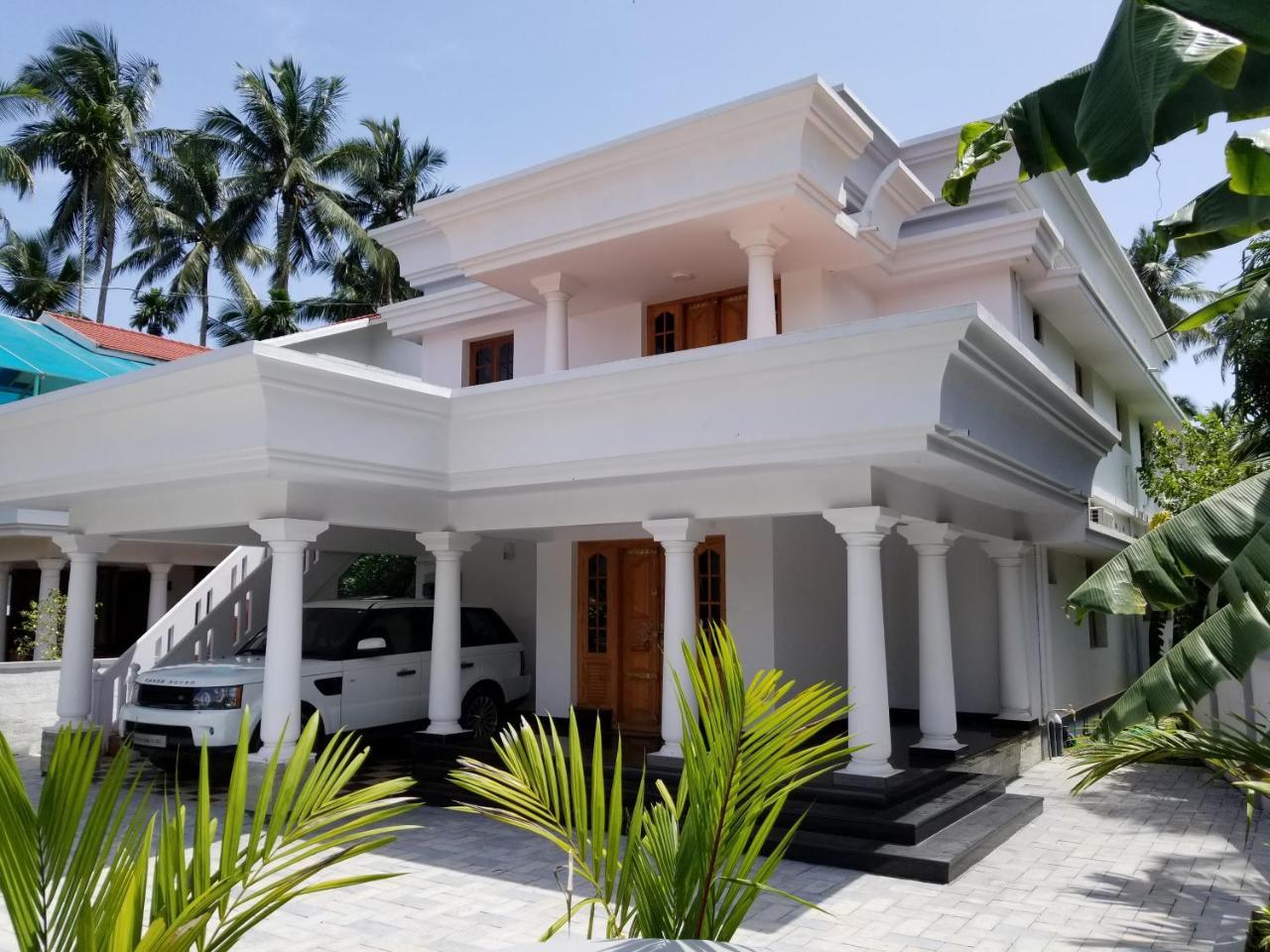 Luxury Villas Of Guruvāyūr 外观 照片